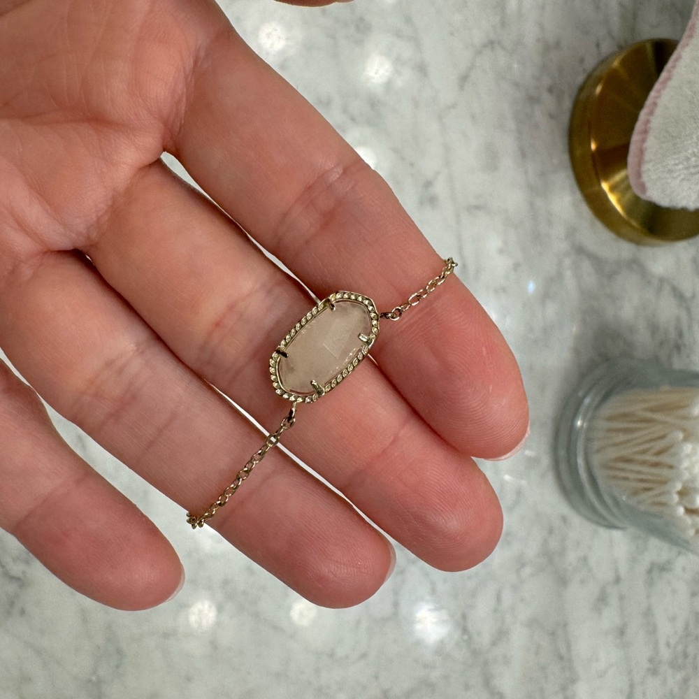 Kendra Scott blush mini pendant necklace
